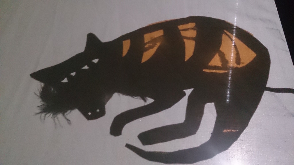 thylacine shadow puppet